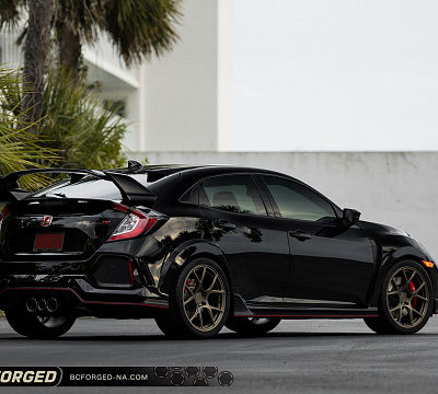 Фото дисков BC Forged RZ05 на Honda Civic Type R FL5