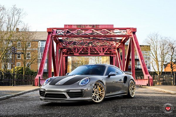 Фото дисков Vossen M-X3 Глянцевая шампань на Porsche 911 VII