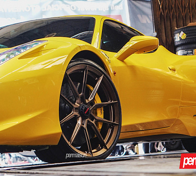 Фото дисков NOVITEC NF10 на Ferrari 458