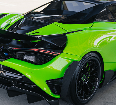 Фото дисков Brixton Forged PF10 на McLaren 720S