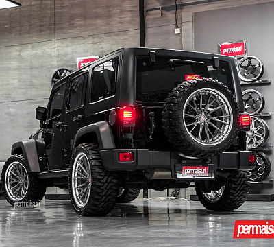 Фото дисков Vossen M-X4T (3-Piece) на Jeep Wrangler III (JK)