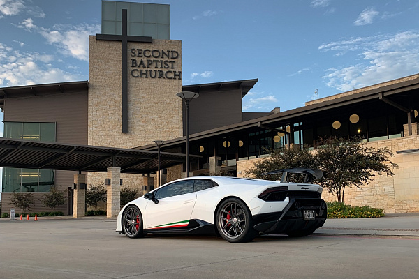 Фото дисков HRE R101 Lightweight Глянцевый темный лак на Lamborghini Huracan