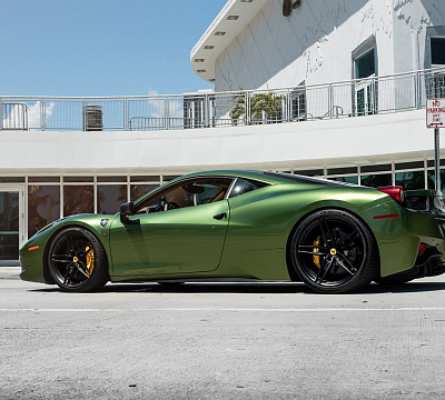 Фото дисков Anrky AN17 на Ferrari 458