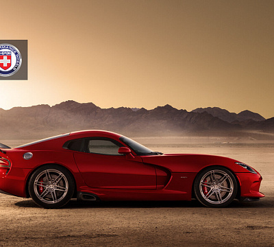 Фото дисков HRE P106 на Dodge Viper