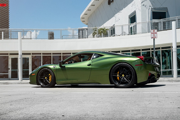 Фото дисков Anrky AN17 Черный сатин на Ferrari 458
