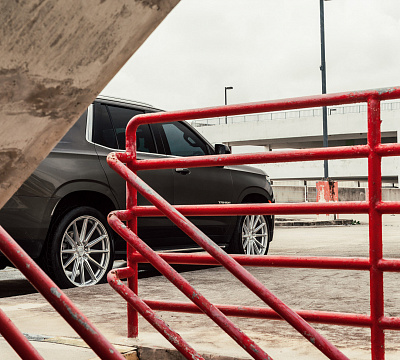 Фото дисков Vossen HF6-1 на Chevrolet Tahoe V