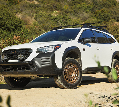 Фото дисков Black Rhino VOLL на Subaru Outback BT