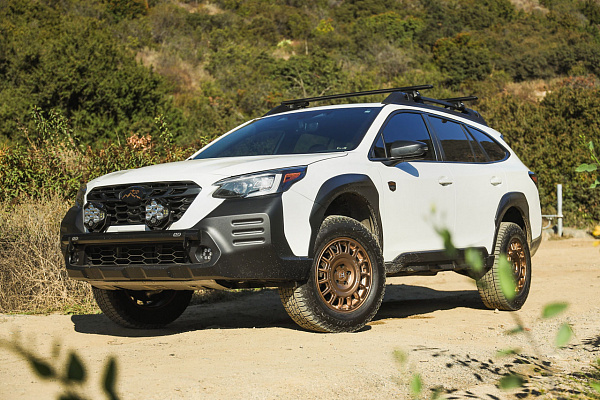 Фото дисков Black Rhino VOLL Сатиновая бронза на Subaru Outback BT
