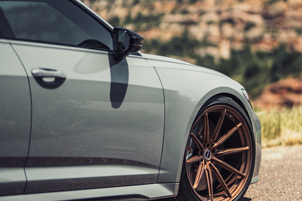 Фото дисков Brixton Forged R11-R Сатиновая бронза на Audi A/RS 6 (C8)