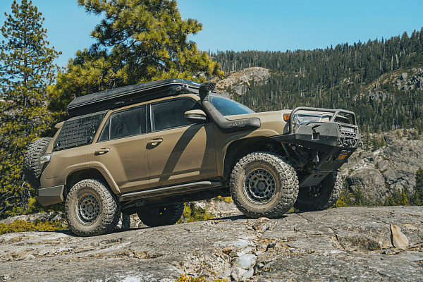 Фото дисков Black Rhino CHAMBER  на Toyota 4Runner V