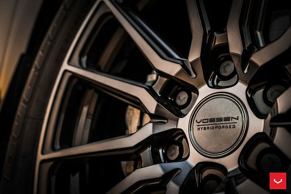 Фото дисков Vossen HF6-1 Глянцевый темный лак на Nissan Patrol VII