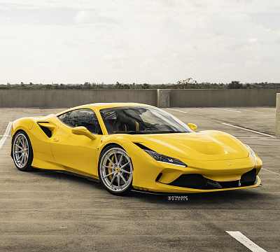 Фото дисков Strasse Wheels SV10 Deep Concave FS на Ferrari F8