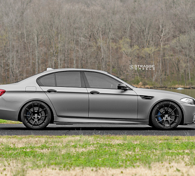 Фото дисков Strasse Wheels SM5R Deep Concave Monoblock на BMW 5/M5 (F10)