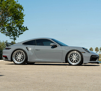 Фото дисков HRE 520 на Porsche 911 VIII