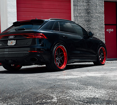 Фото дисков Anrky S3-X4 на Audi Q8