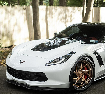 Фото дисков Savini SV67 на Chevrolet Corvette C7
