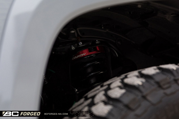 Фото дисков BC Forged LE72 // MLE72 Глянцевый лак на Toyota Tacoma III