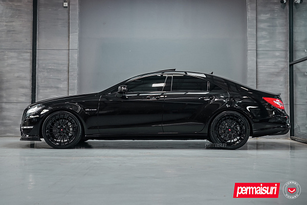 Фото дисков Vossen EVO-6T (3-Piece) Черный сатин на Mercedes-Benz CLS (C218)