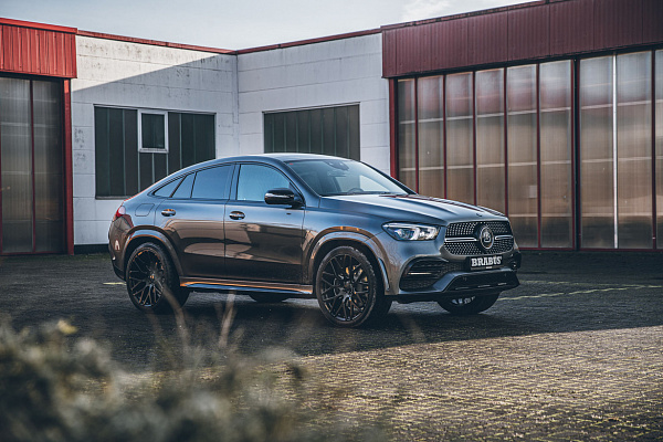 Фото дисков BRABUS Monoblock Y (Platinum Edition) Черный глянец на Mercedes-Benz GLE II