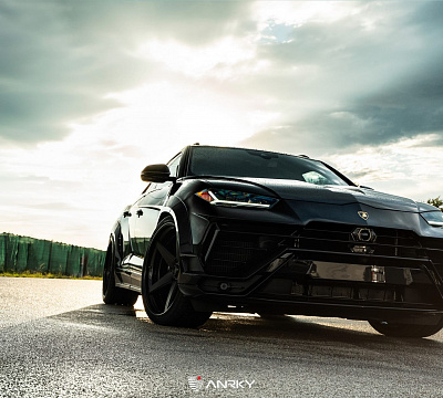 Фото дисков Anrky RS5.3 на Lamborghini Urus