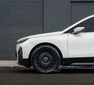 Фото дисков Brixton Forged LX01 на BMW iX