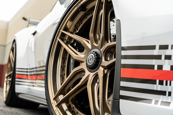 Фото дисков HRE S107SC Сатиновое темное золото на Porsche 911 VIII