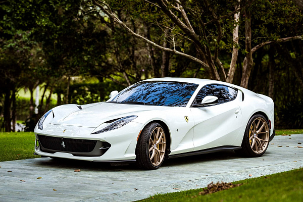 Ferrari 812 Superfast