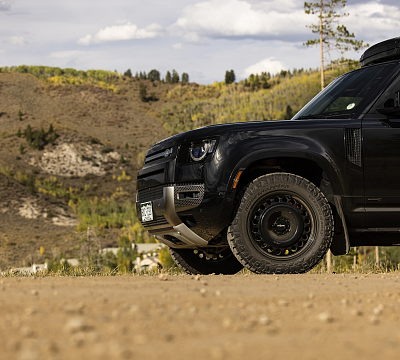 Фото дисков Rotiform STL на Land Rover Defender II