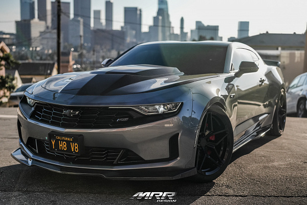Фото дисков MRR M755 Черный глянец на Chevrolet Camaro VI