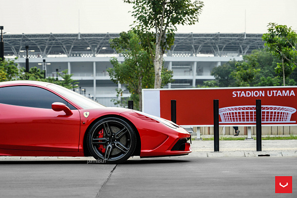 Фото дисков Vossen HF-1 Алмазная проточка на Ferrari 458