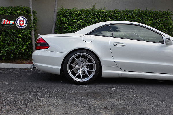 Фото дисков HRE P101 Глянцевый лак на Mercedes-Benz SL (R230)