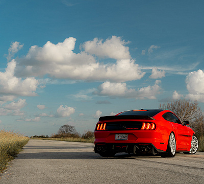 Фото дисков Vossen HF-7 на Ford Mustang VI