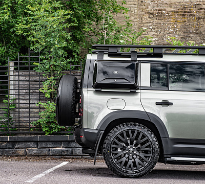 Фото дисков Kahn Kahn RS на Land Rover Defender II