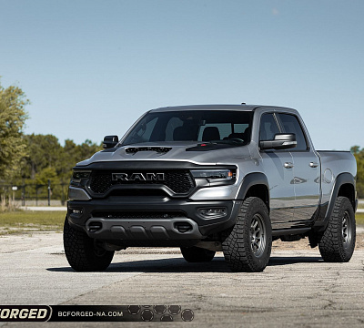 Фото дисков BC Forged TD01 на Ram 1500 V