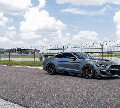 Фото дисков Vossen S21-01 на Ford Mustang VI
