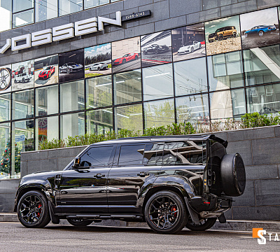 Фото дисков Vossen UV-4 на Land Rover Defender II