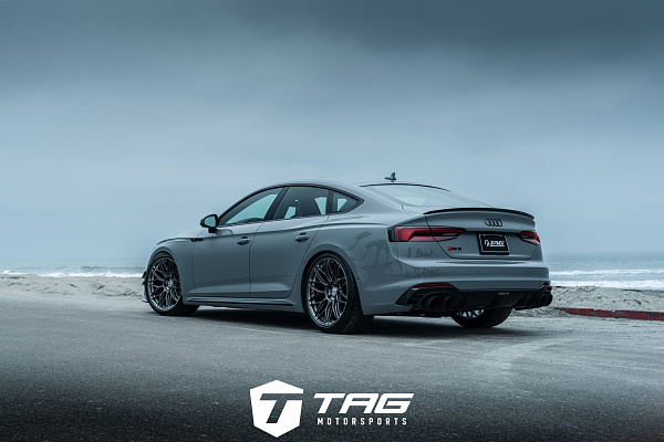 Фото дисков HRE RC100 Глянцевая темная бронза на Audi A/S/RS 5 (F5)
