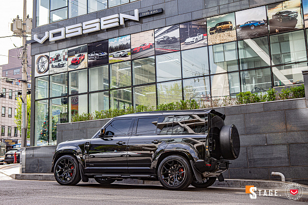 Фото дисков Vossen UV-4 Черный глянец на Land Rover Defender II