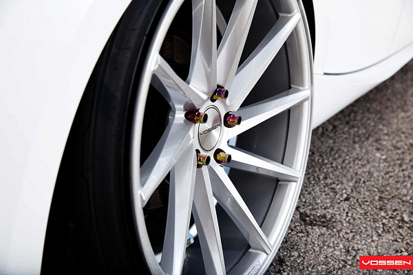 Фото дисков Vossen CVT Серебро на Lexus IS II