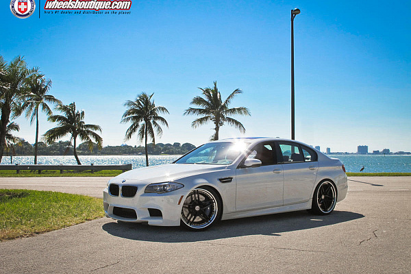 Фото дисков HRE S107 Черный глянец на BMW 5/M5 (F10)