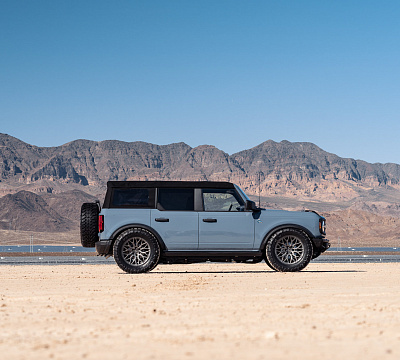 Фото дисков Vossen HF6-3 на Ford Bronco