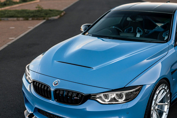 BMW M4 (F82/F83)