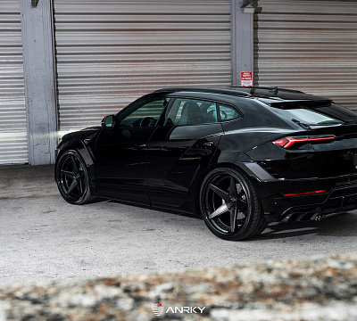 Фото дисков Anrky RS5.3 на Lamborghini Urus