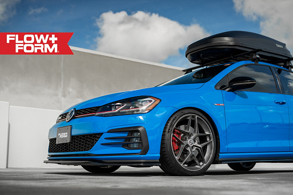 Фото дисков HRE FF11 Глянцевый тонированный лак на Volkswagen Golf VII