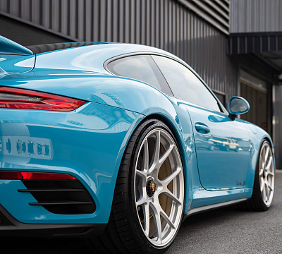 Фото дисков HRE 521M на Porsche 911 VII
