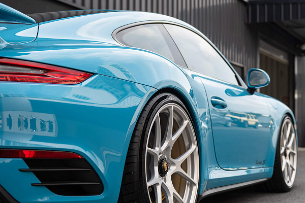 Фото дисков HRE 521M Сатиновый лак на Porsche 911 VII