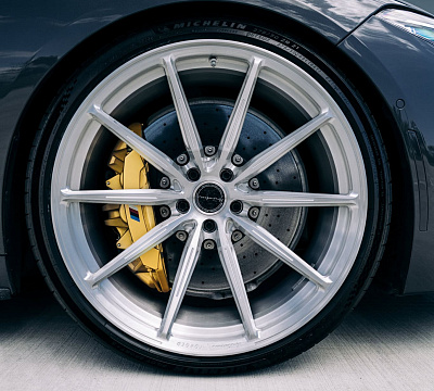 Фото дисков Brixton Forged R11-R на BMW 8/M8
