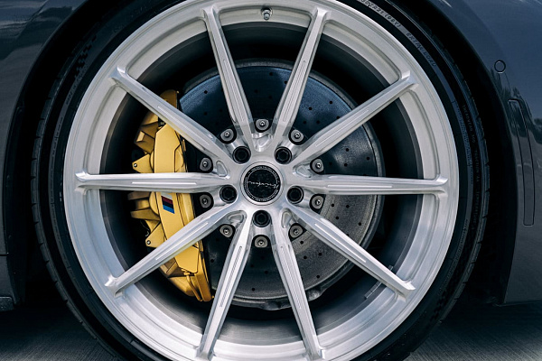 Фото дисков Brixton Forged R11-R Глянцевый лак на BMW 8/M8