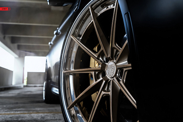 Фото дисков Anrky AN38 Глянцевое темное золото на BMW 5/M5 (G30/F90)