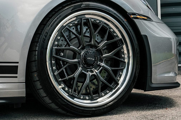 Фото дисков Anrky RS1 Глянцевый графит на Porsche 911 VIII